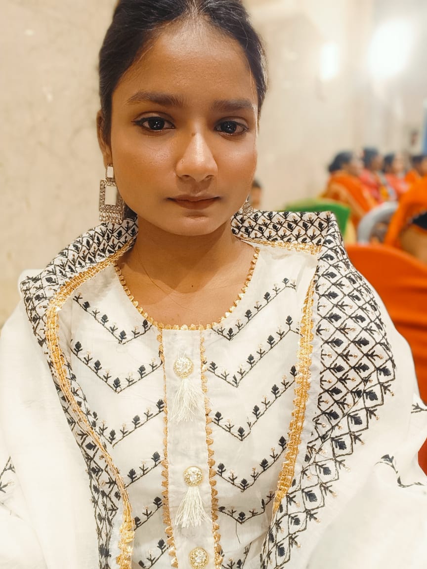 Anjali Kanojiya  - Tutor in Lucknow